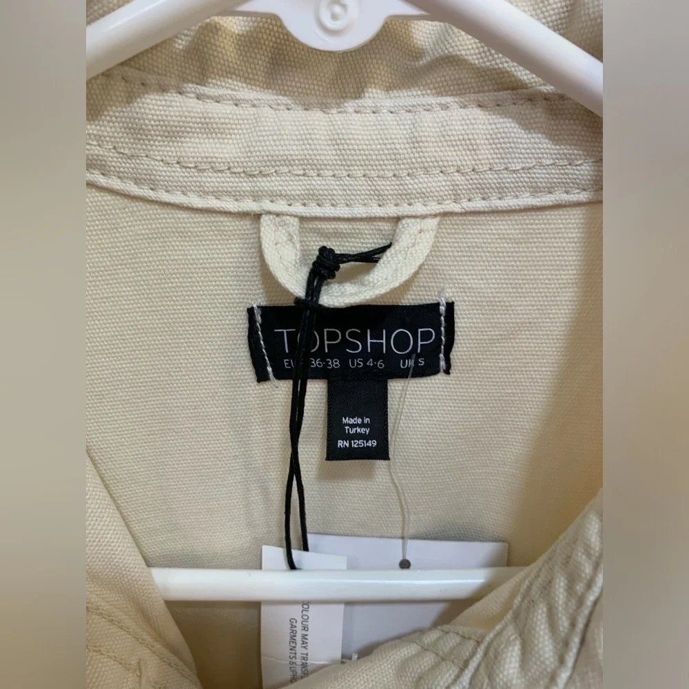 NWT Cute sparkling top shop denim jacket size small